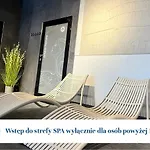 Marina Nawigator アパートホテル Mikołajki