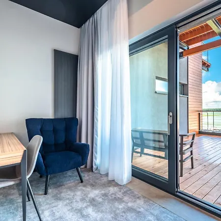 Marina Nawigator Aparthotel