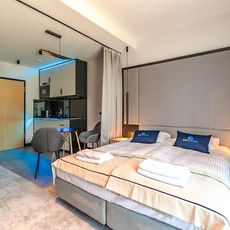Marina Nawigator Aparthotel