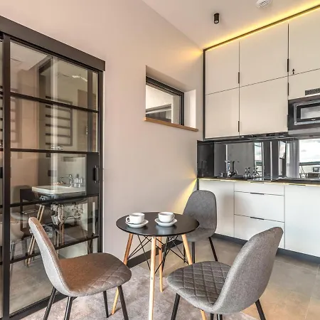 Marina Nawigator Aparthotel 3*