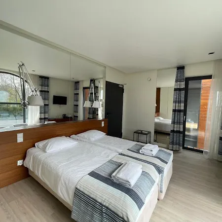 Marina Nawigator Aparthotel 3*