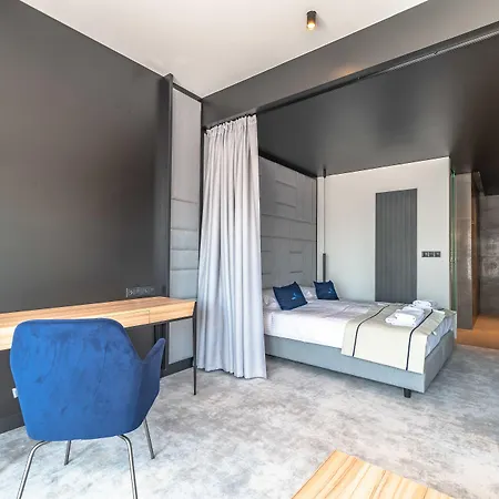 Aparthotel Marina Nawigator 4*