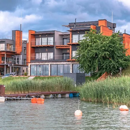 Hotel apartamentowy Marina Nawigator Mikołajki