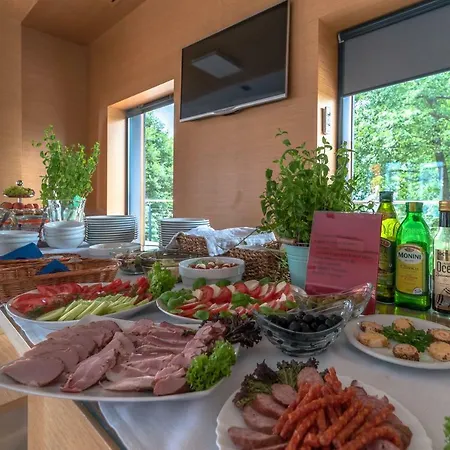 Marina Nawigator Aparthotel 4*