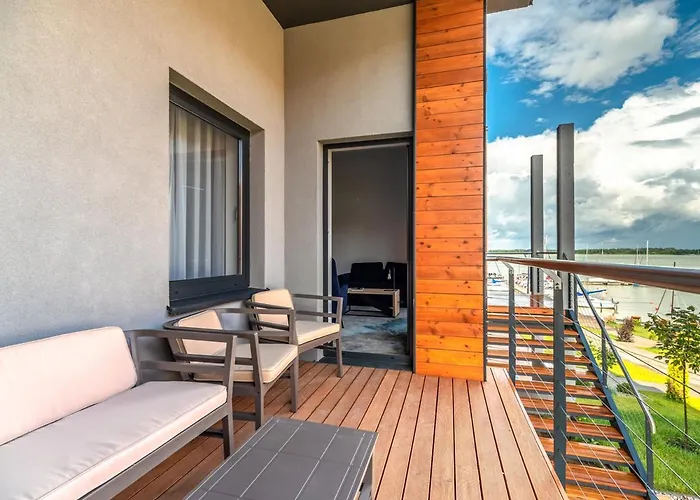 Marina Nawigator Aparthotel