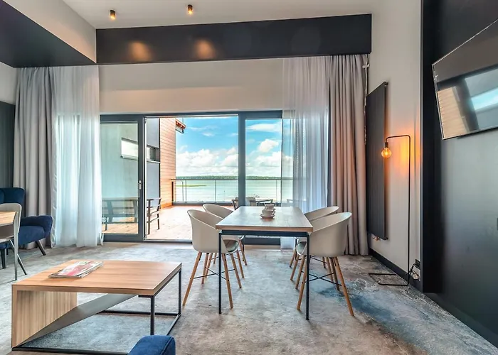 Marina Nawigator Aparthotel