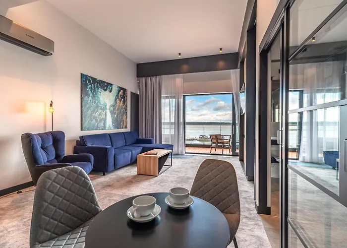 Marina Nawigator Aparthotel